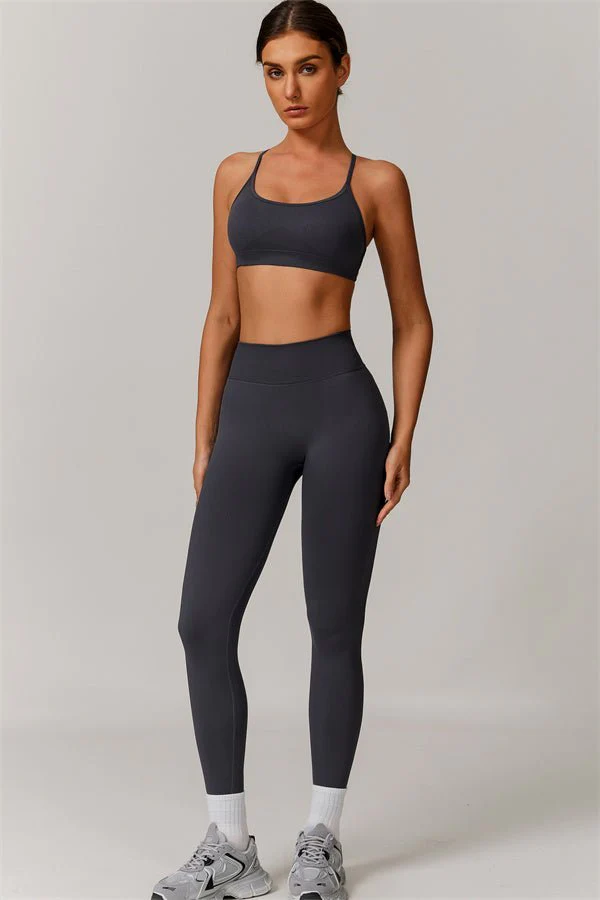 Ameli V-Back Leggings - Image 15