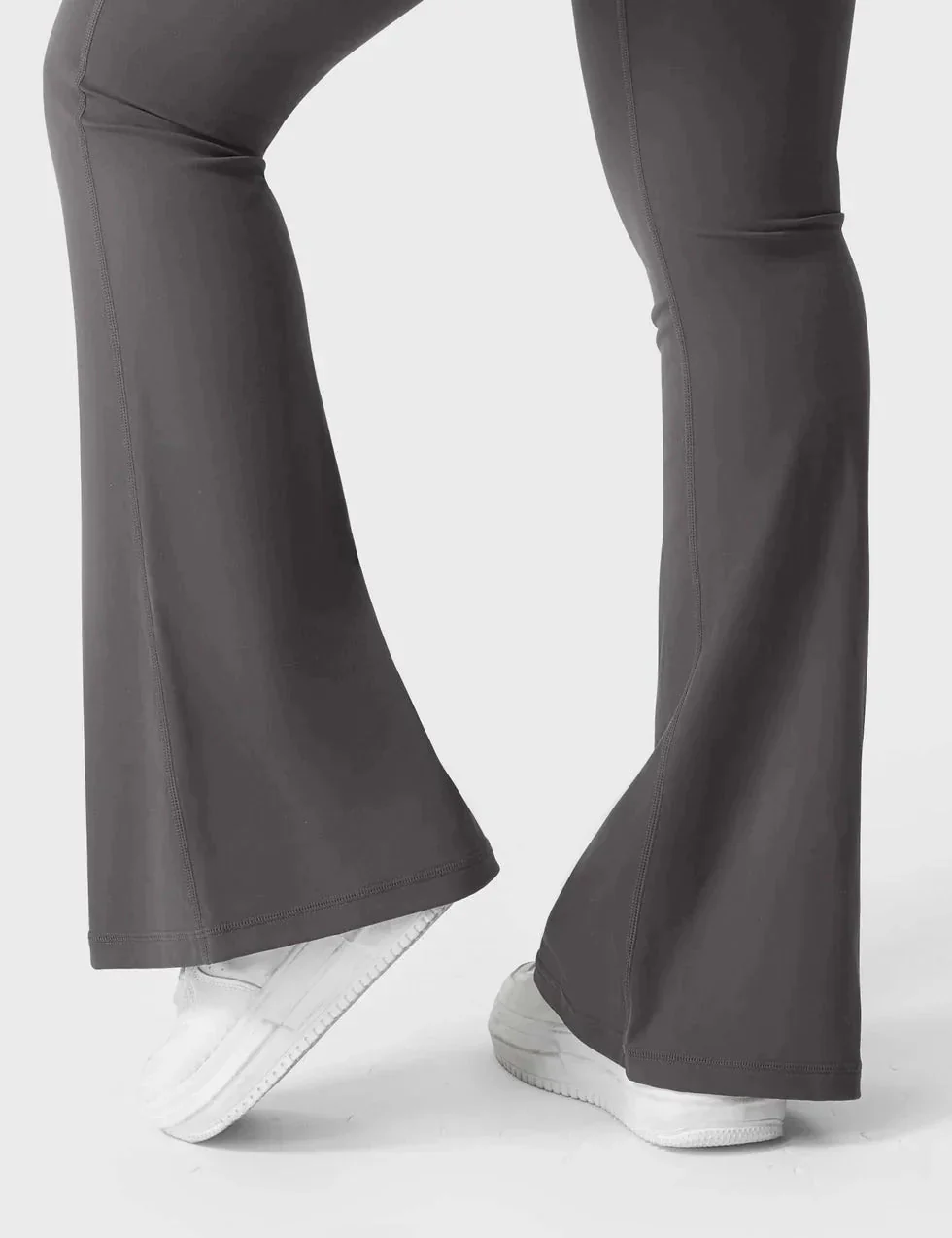 Cargo Flare Fitness Leggings - Image 4