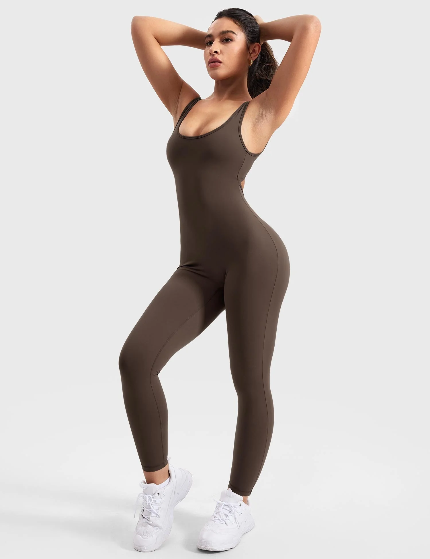 Ironfit Jumpsuit mit V-Rücken - Image 12