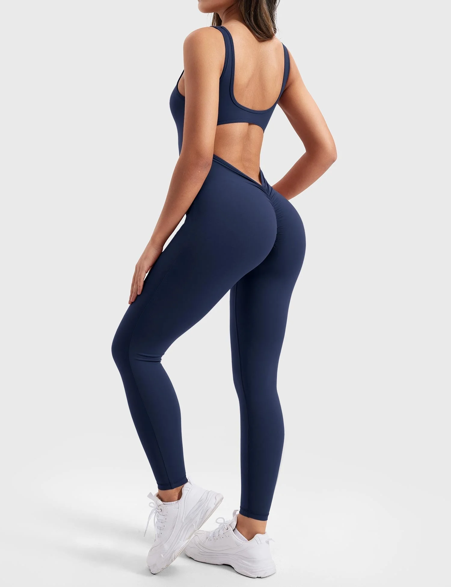 Ironfit Jumpsuit mit V-Rücken - Image 14