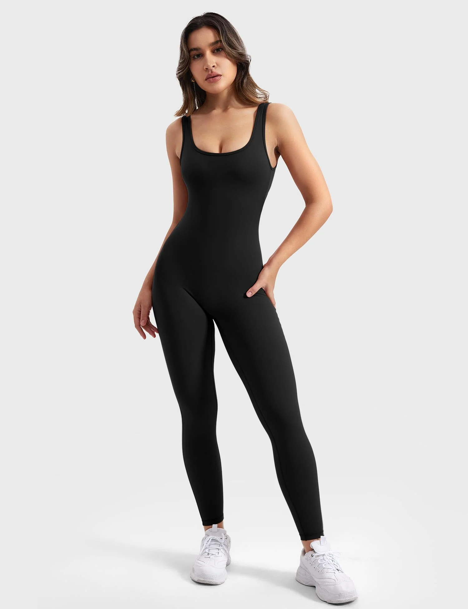 Ironfit Jumpsuit mit V-Rücken - Image 3