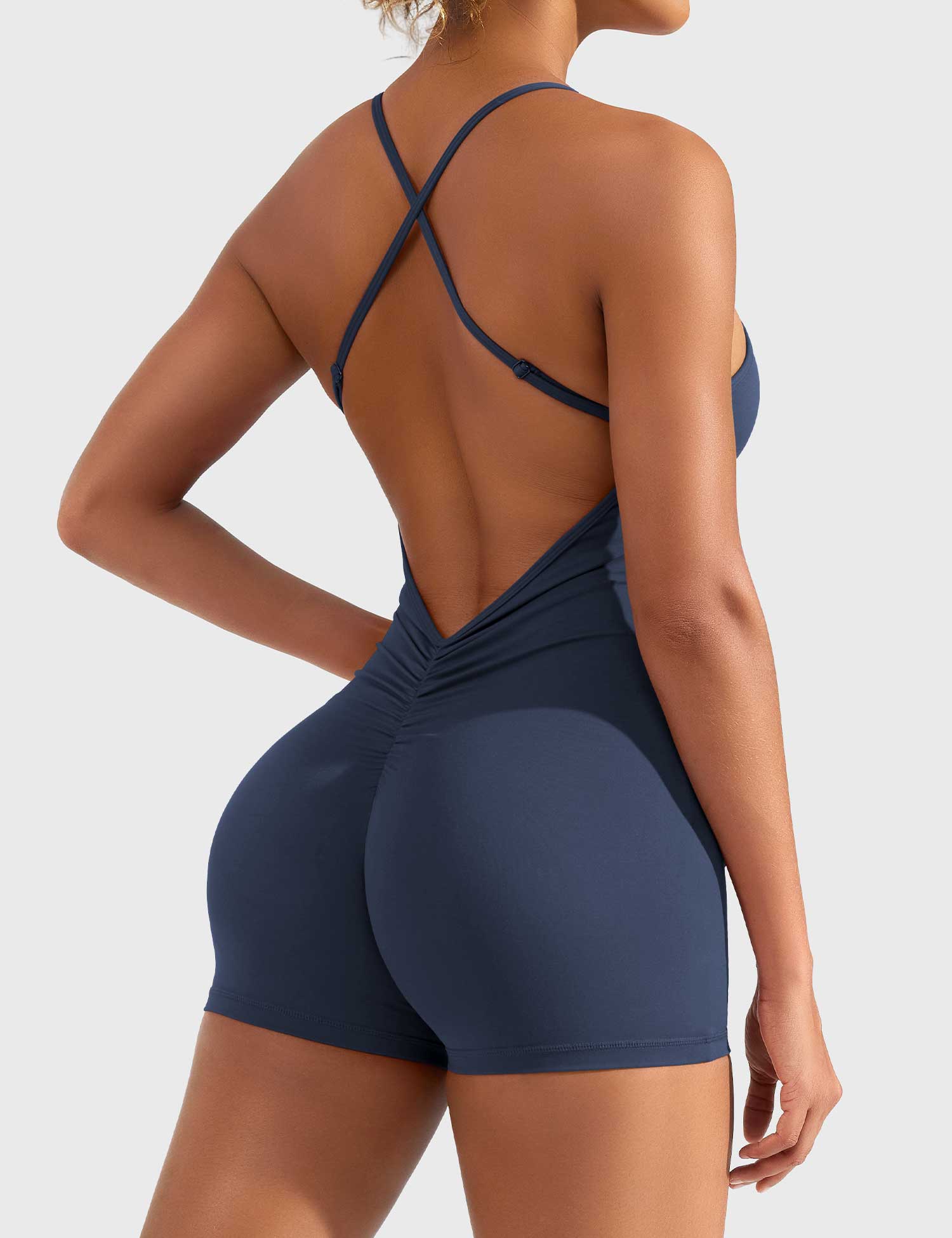 Ironfit Liza Jumpsuit mit V-Rücken - Image 32