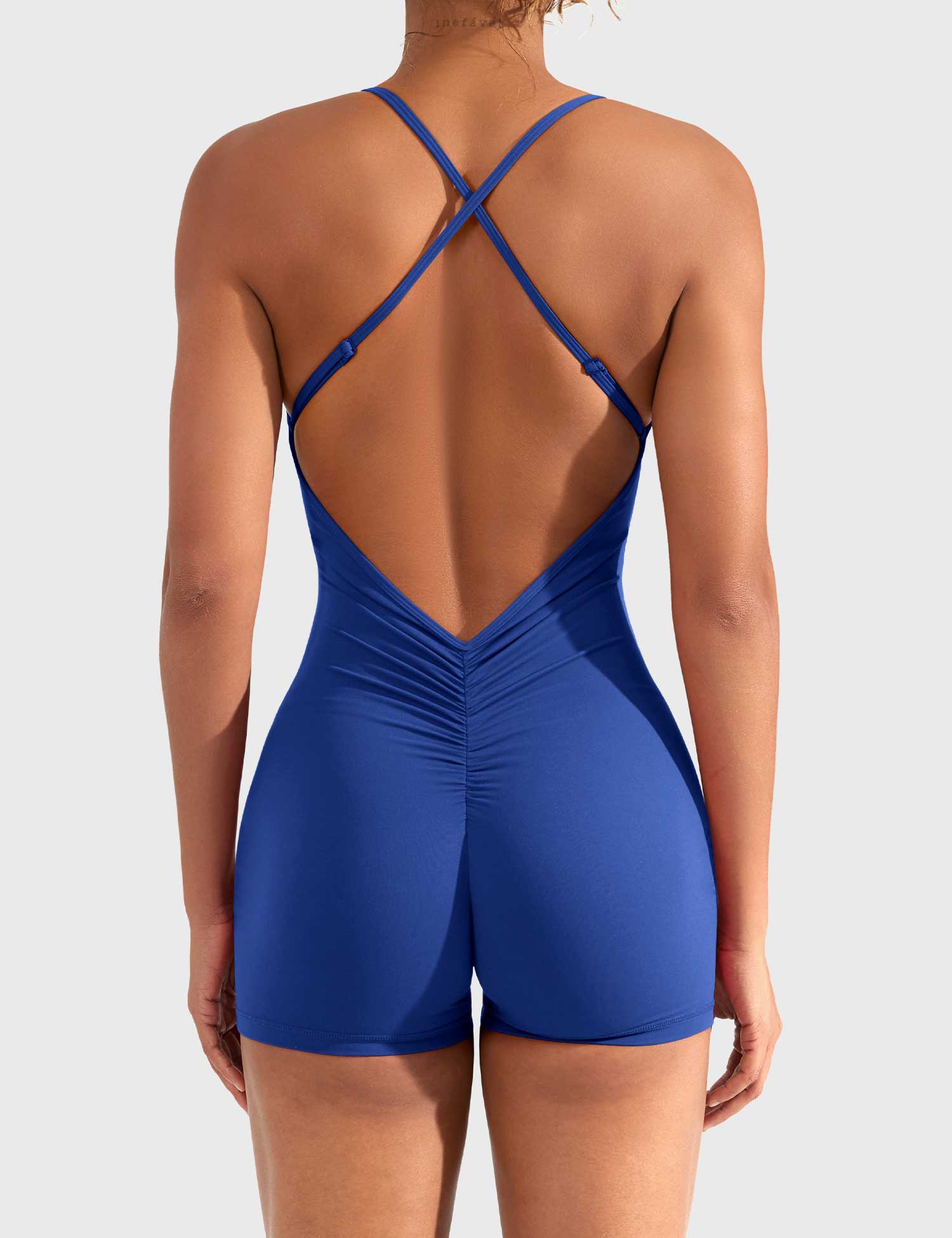 Ironfit Liza Jumpsuit mit V-Rücken - Image 4
