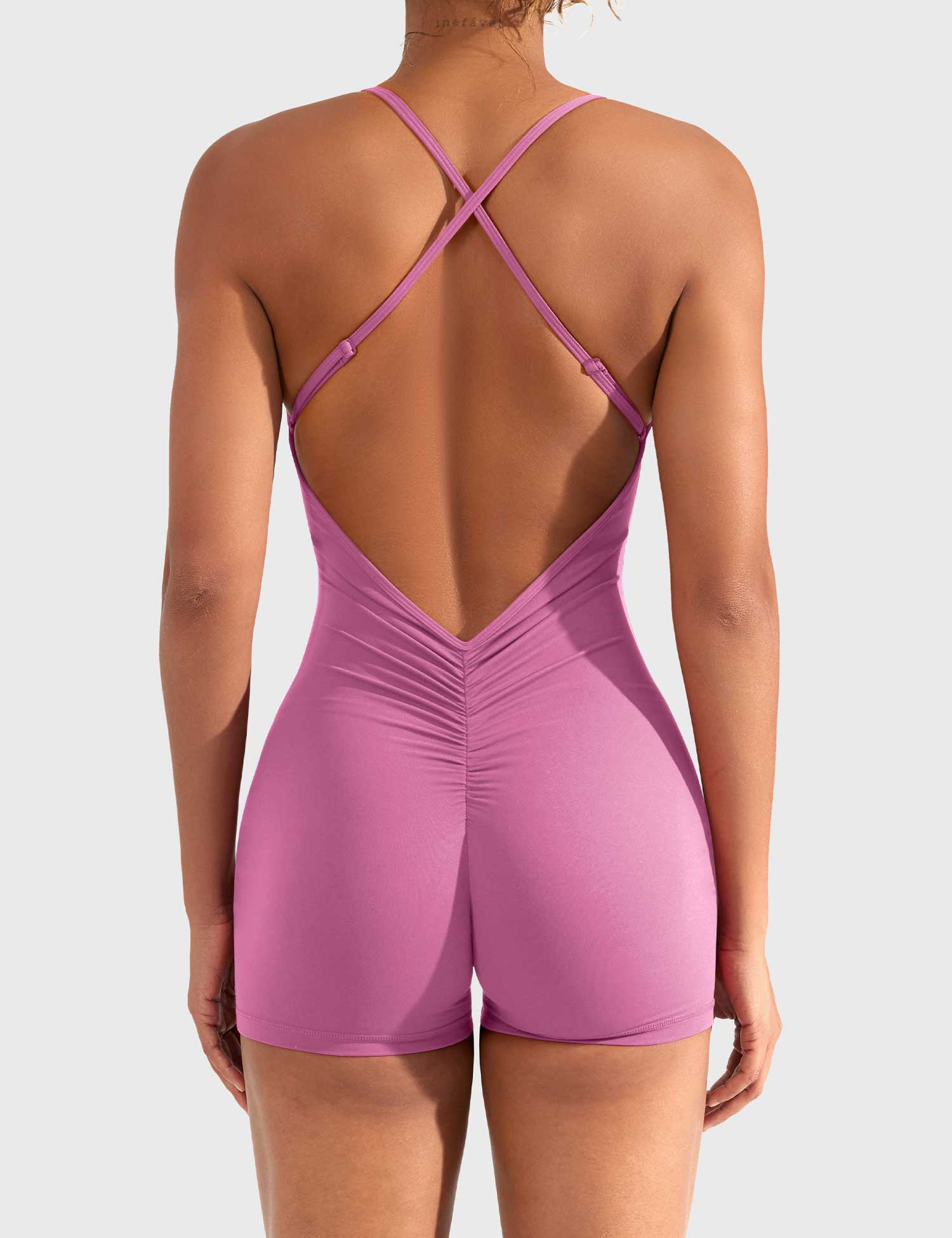 Ironfit Liza Jumpsuit mit V-Rücken - Image 44